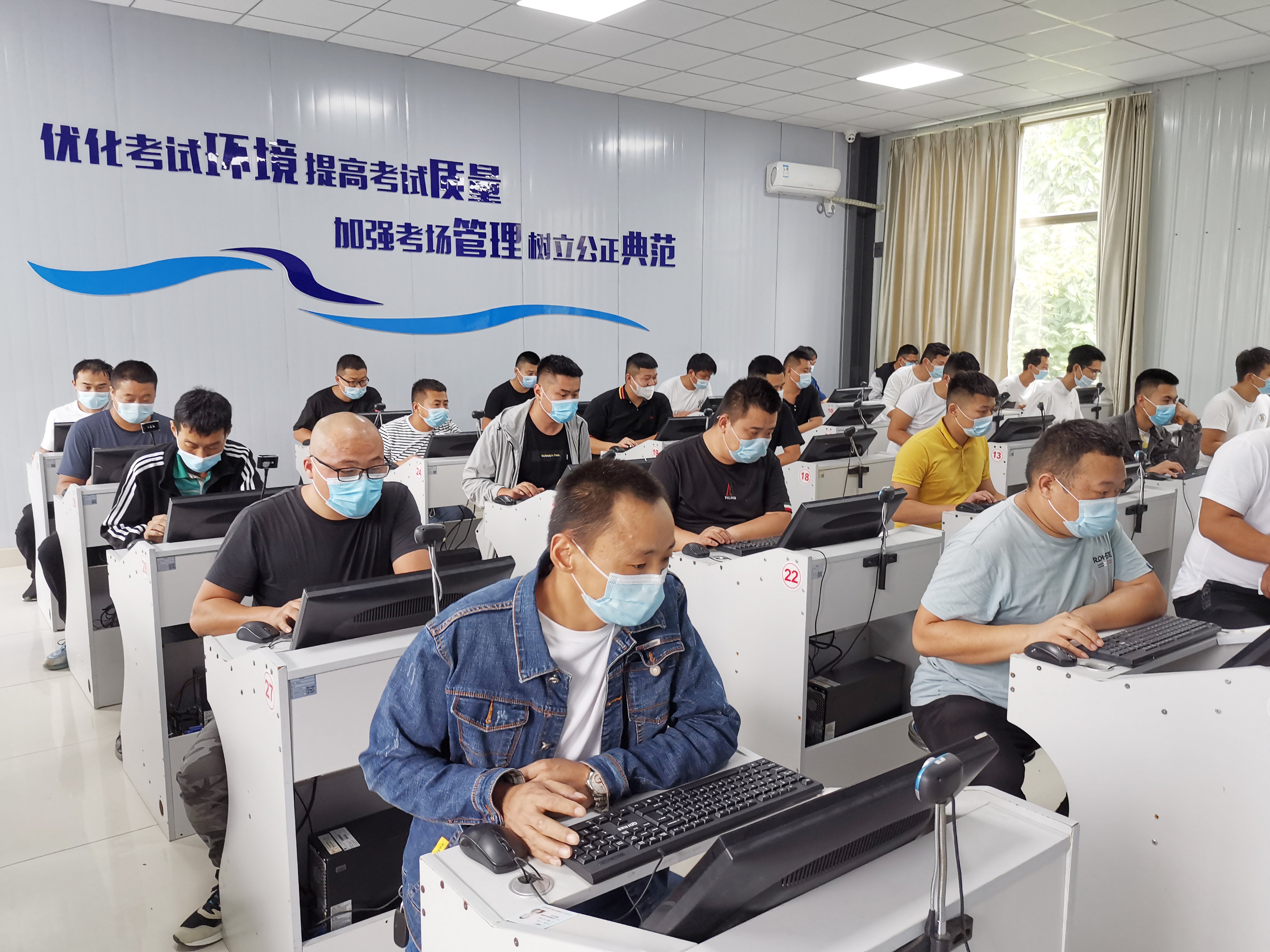 【濟(jì)寧大運(yùn)河駕?！狂{照拿到手了，您是不是還缺個(gè)上崗證？(圖4)