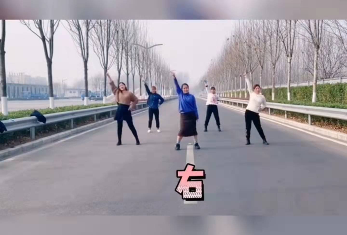 【濟(jì)寧大運(yùn)河駕?！筷P(guān)注我校官方抖音號(hào)，觀看更多精彩視頻！(圖4)