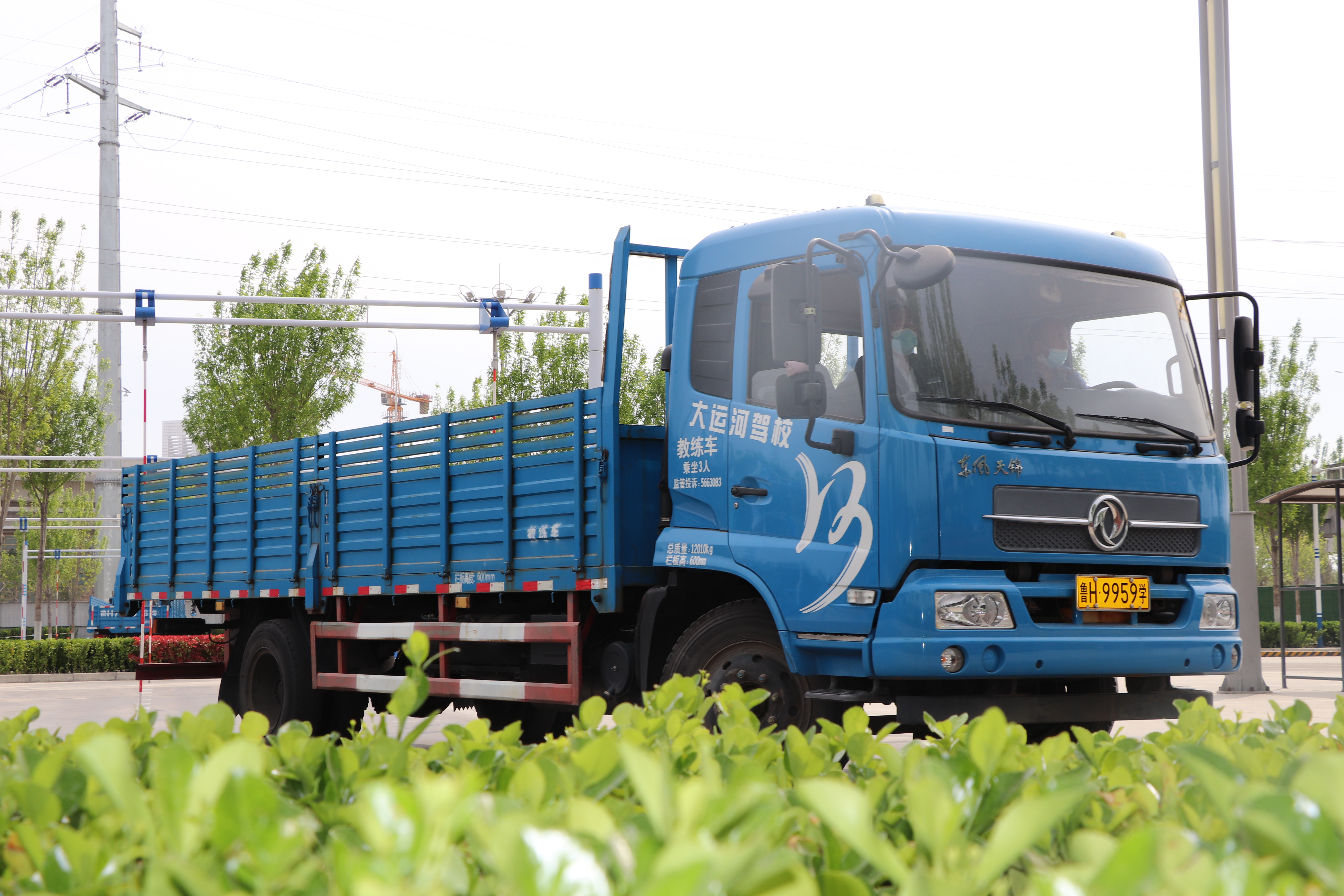 【濟(jì)寧大運(yùn)河駕校】校園美景在身邊，正是人間四月天 (圖1)