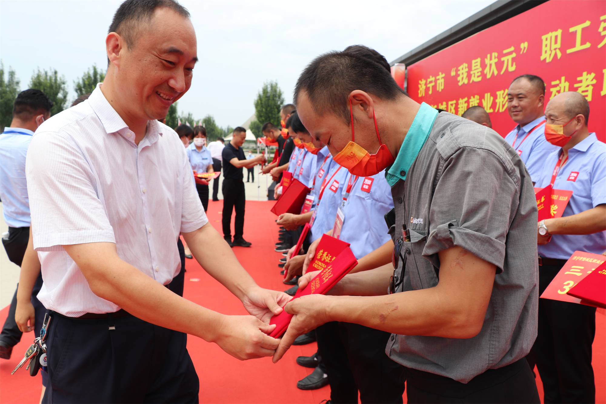 【濟寧大運河駕?！繚鷮幨小拔沂菭钤甭毠趧雍图寄芨傎惓晒εe辦！(圖27)