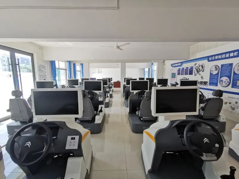 【濟(jì)寧大運(yùn)河駕?！拷鹎锞旁聦W(xué)車季，期待與您的相遇~(圖10)