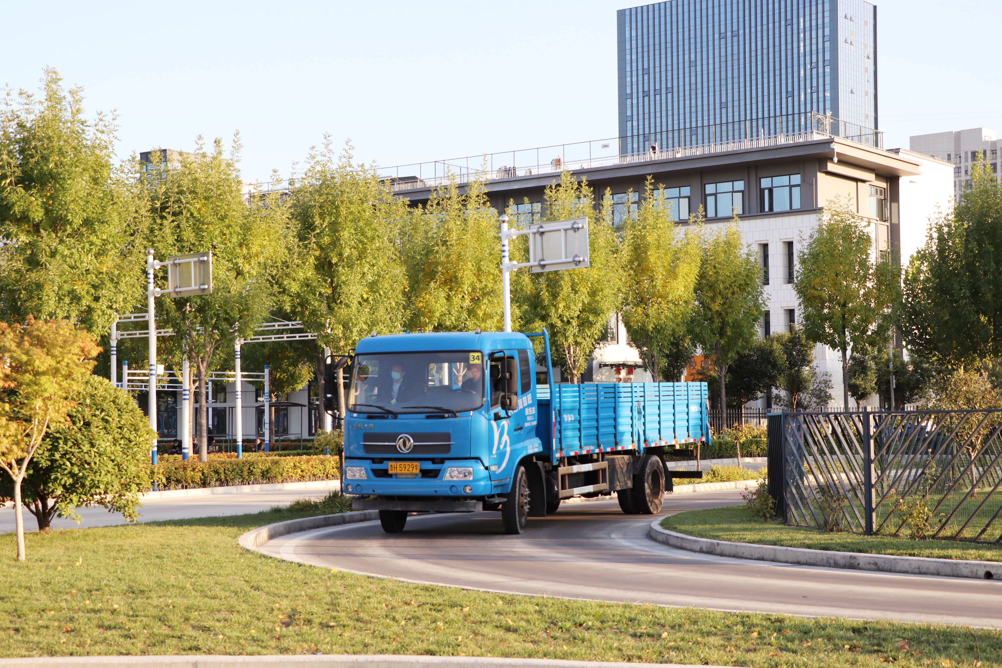 【濟(jì)寧大運(yùn)河駕校】秋季學(xué)車好時節(jié)，一起享受學(xué)車之旅~(圖4)