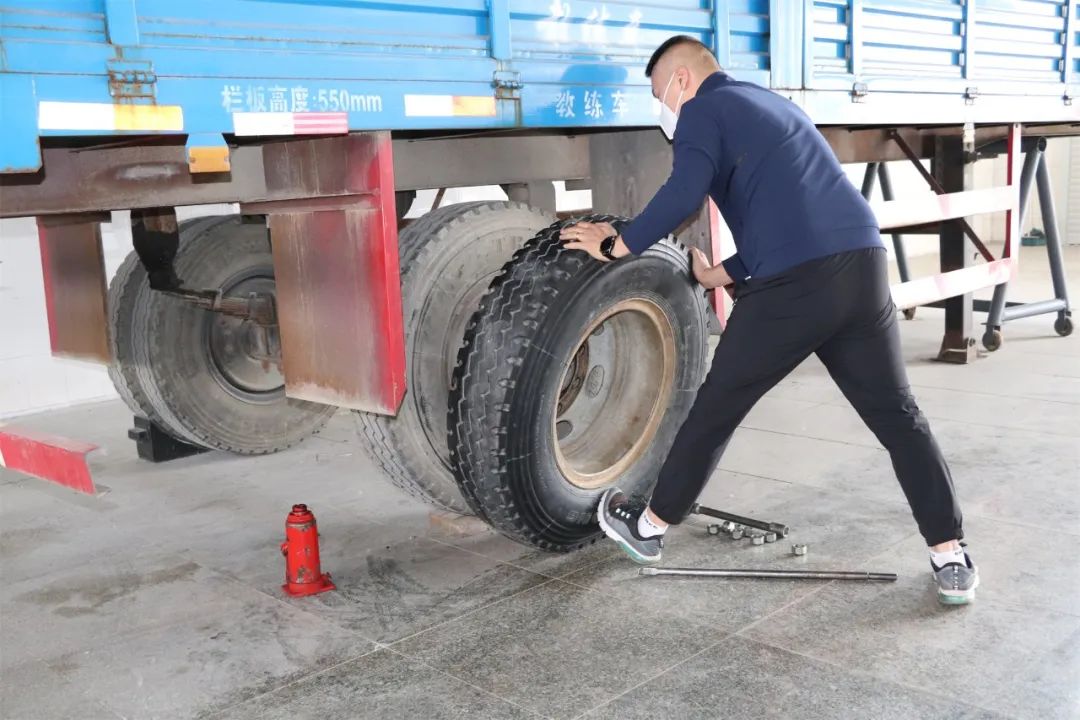 【濟(jì)寧大運(yùn)河駕?！緾2駕駛證也可辦理出租車(chē)、網(wǎng)約車(chē)上崗證啦！(圖4)