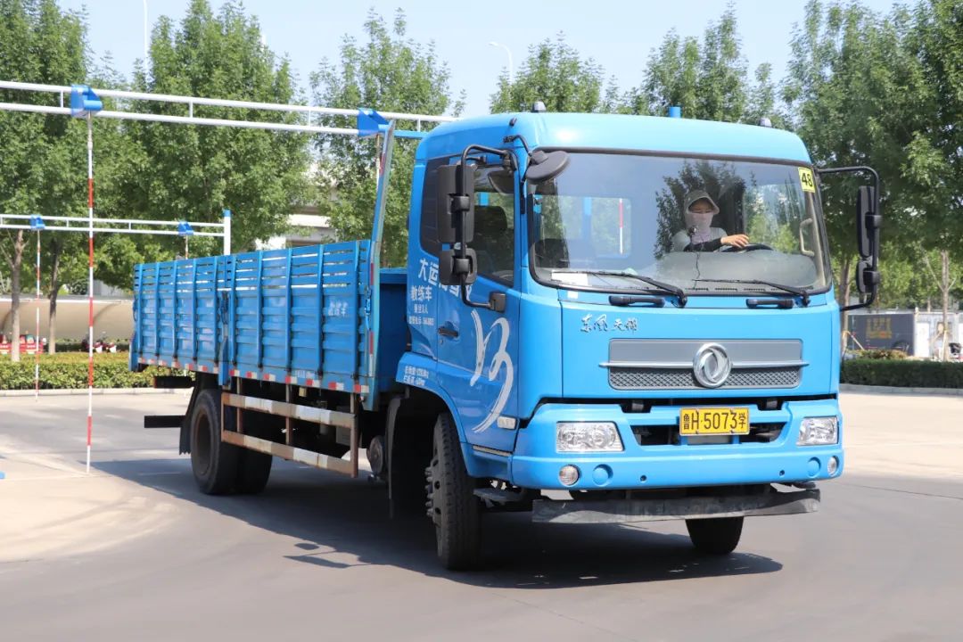 【濟(jì)寧大運(yùn)河駕校】小車價(jià)學(xué)大車，45天快速拿駕照！(圖4)