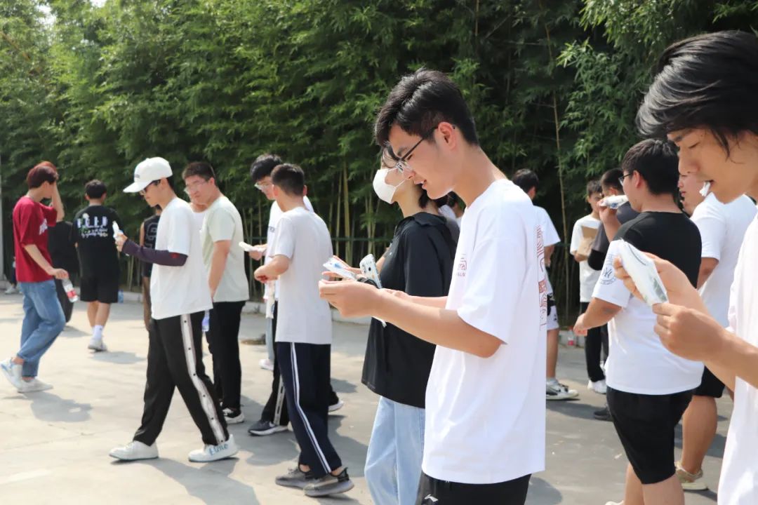 【濟(jì)寧大運(yùn)河駕?！垦籽紫娜账颓鍥?，用心服務(wù)沁人心！(圖7)