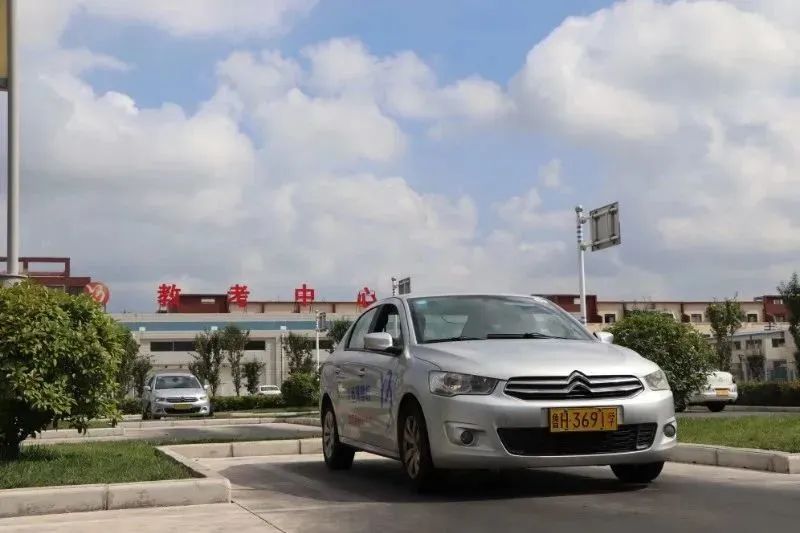 【濟(jì)寧大運(yùn)河駕?！块_(kāi)學(xué)季·再啟程丨秋季學(xué)車正當(dāng)時(shí)(圖2)