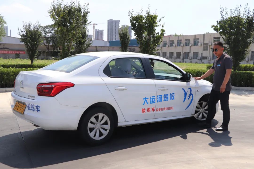 【濟寧大運河駕校】C2自動擋車型，讓學(xué)車更簡單！(圖2)