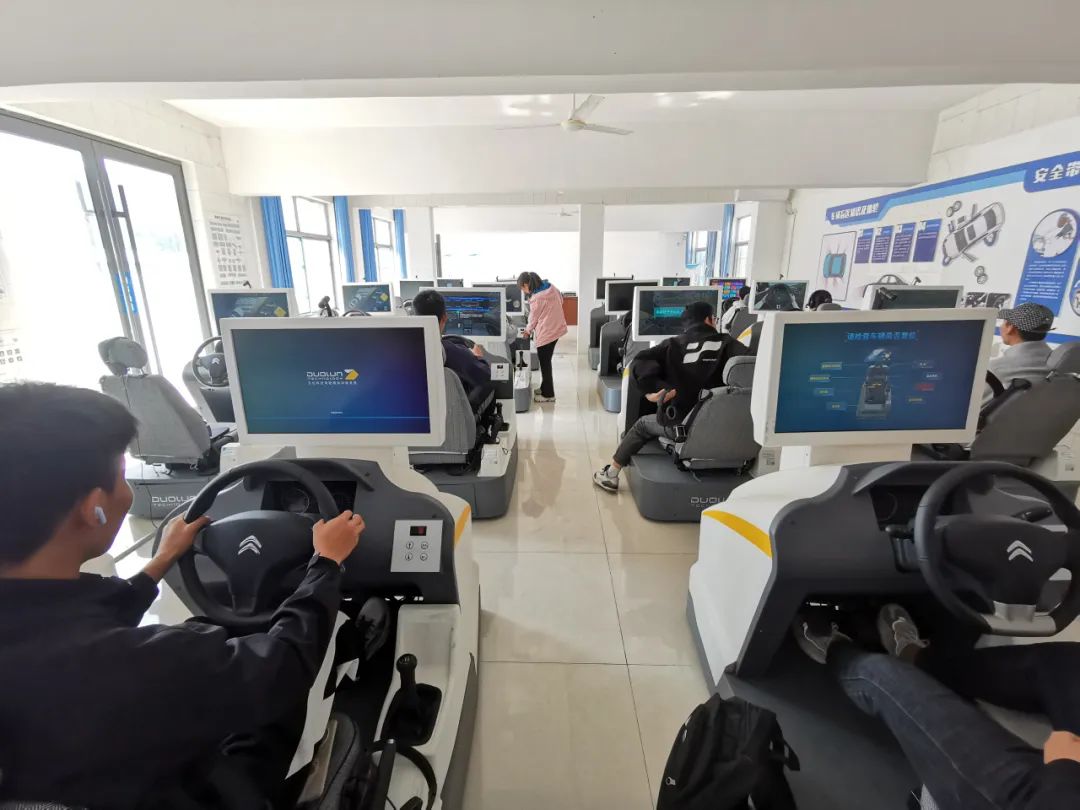 【濟(jì)寧大運(yùn)河駕?！繚?jì)職首批報(bào)名學(xué)生，今日已順利拿證！(圖2)