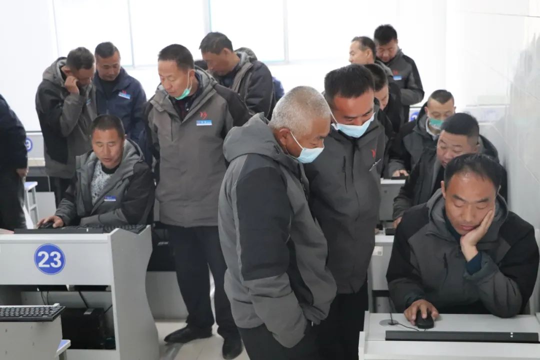 【濟(jì)寧大運(yùn)河駕校】“育人先強(qiáng)己”，理論知識(shí)大練兵！(圖7)