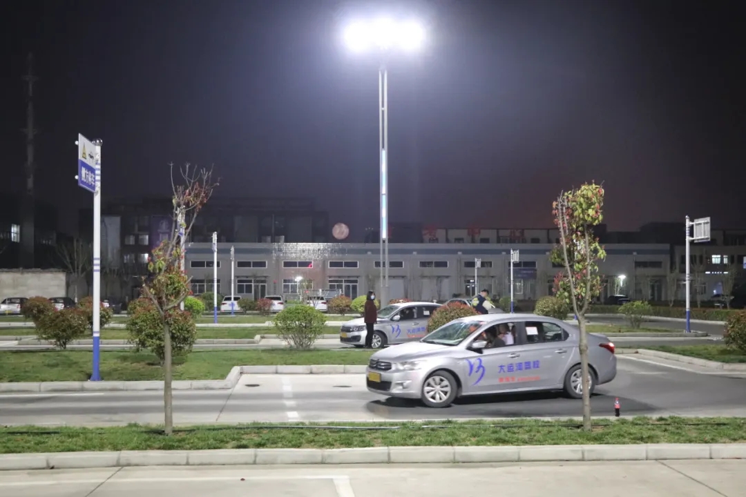 【濟寧大運河駕?！俊癈2自動擋”簡單易學，拿證速度更快！(圖3)