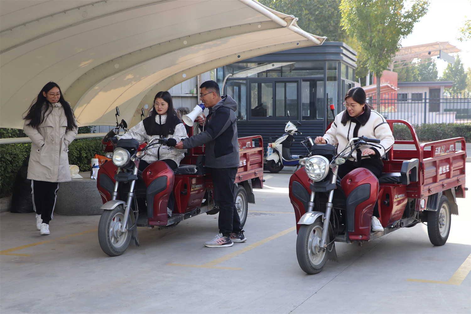 學(xué)摩托車駕照：388元！簡單易學(xué)，快捷拿證(圖2)