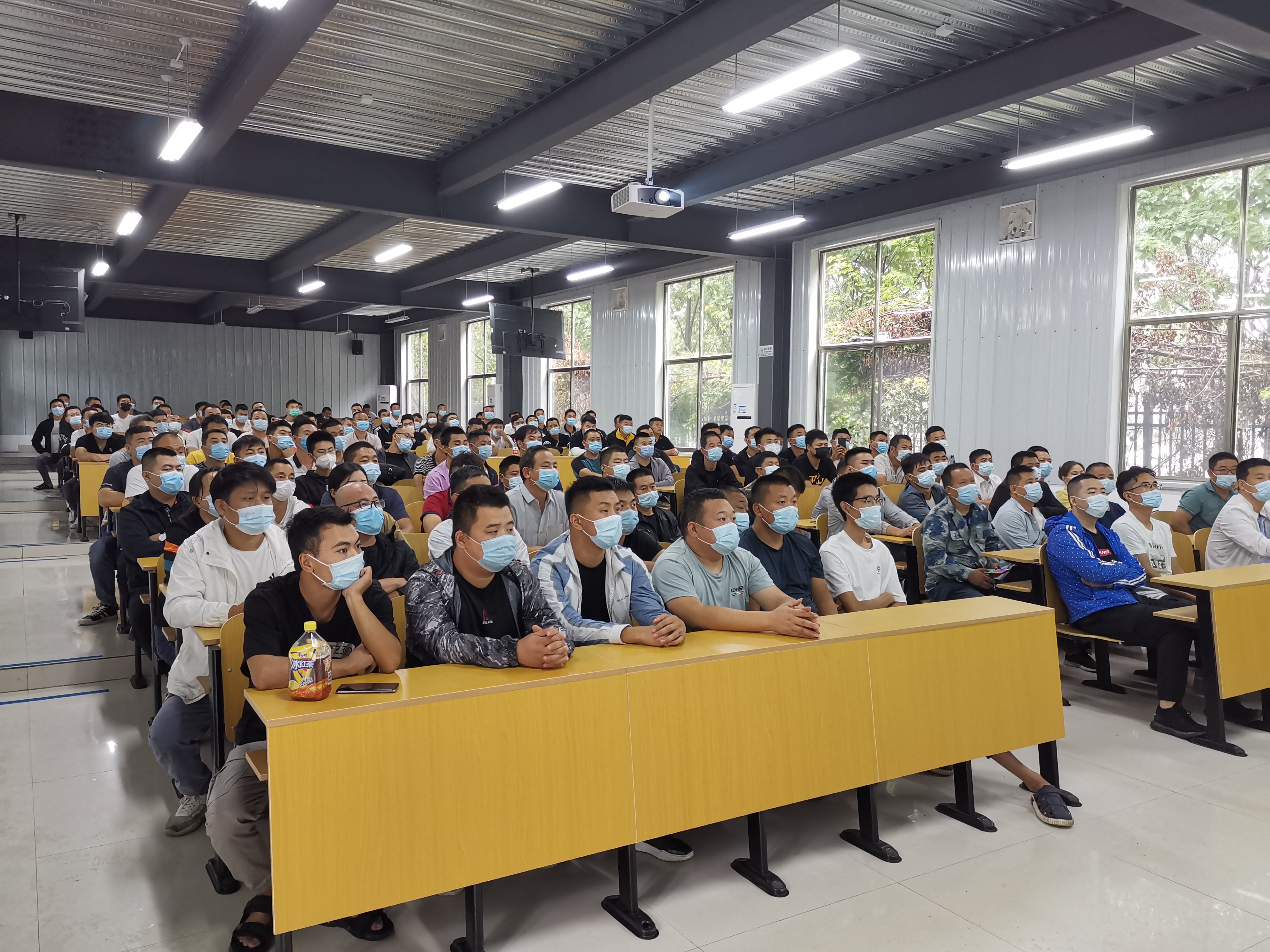 【濟(jì)寧大運(yùn)河駕?！控涍\(yùn)上崗證火熱報(bào)名中，最快僅需兩天！(圖1)