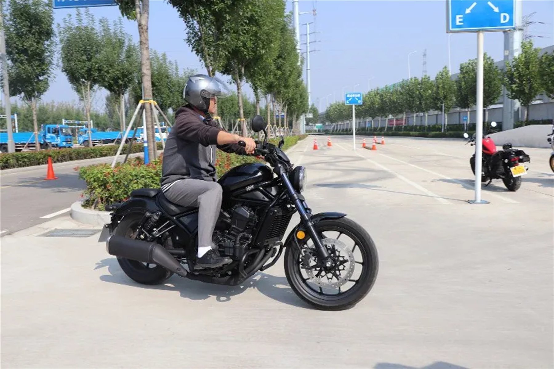 【濟寧大運河駕?！繗g迎各地“摩友”齊聚我校，以車會友！(圖7)