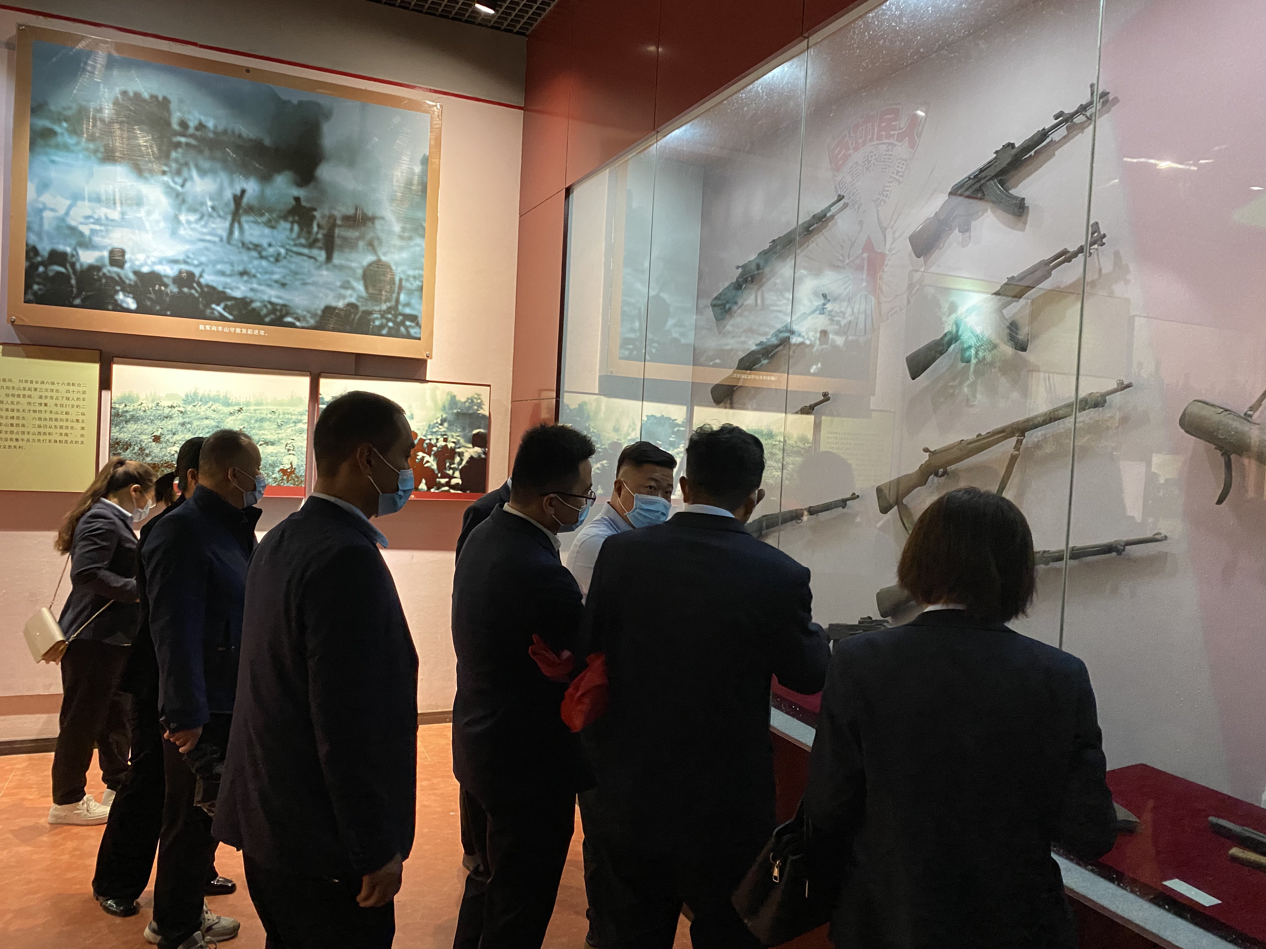 【濟(jì)寧大運(yùn)河駕校】黨支部組織開展愛國主義教育，緬懷先烈、不忘初心！(圖8)